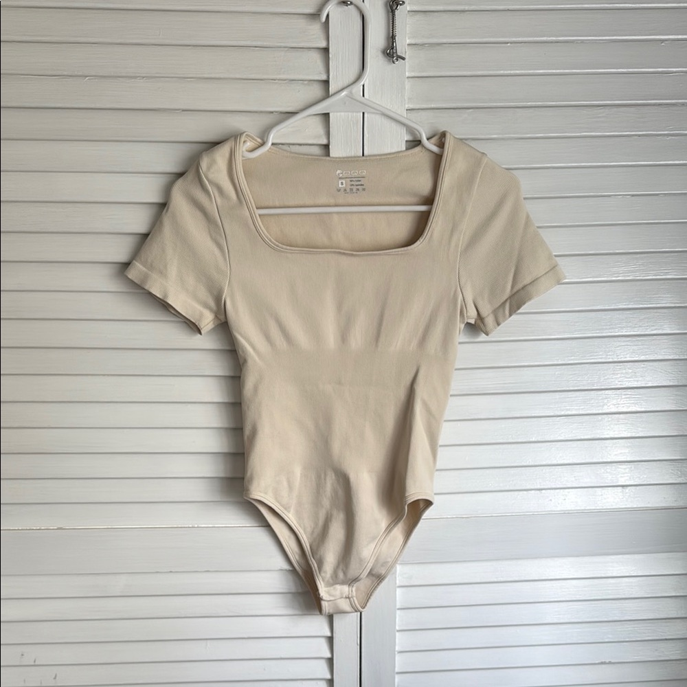 Cream Short Sleeve Bodysuit